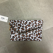 Leopard Clutch