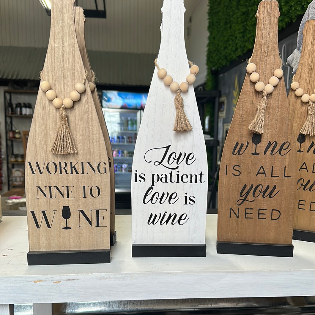 Wine wood bottle Signs